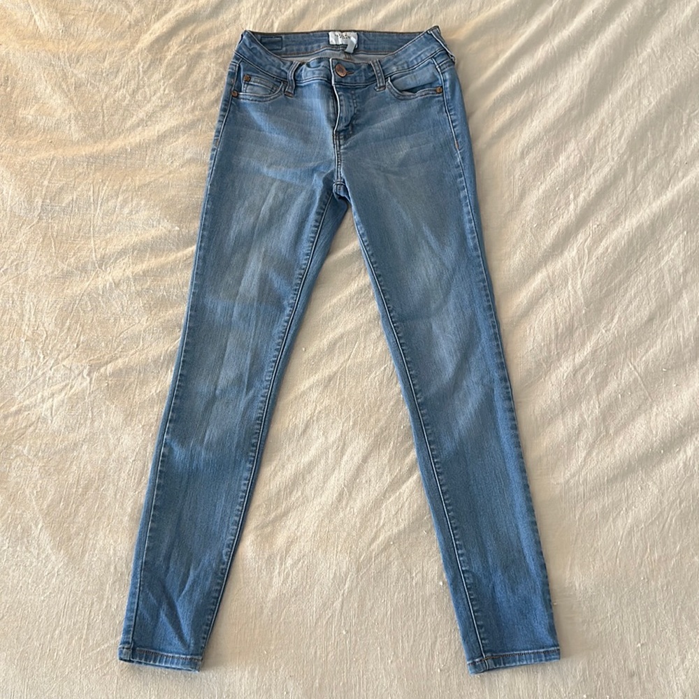 Celebrity Pink- Blue Light Wash Skinny Jean Jegging